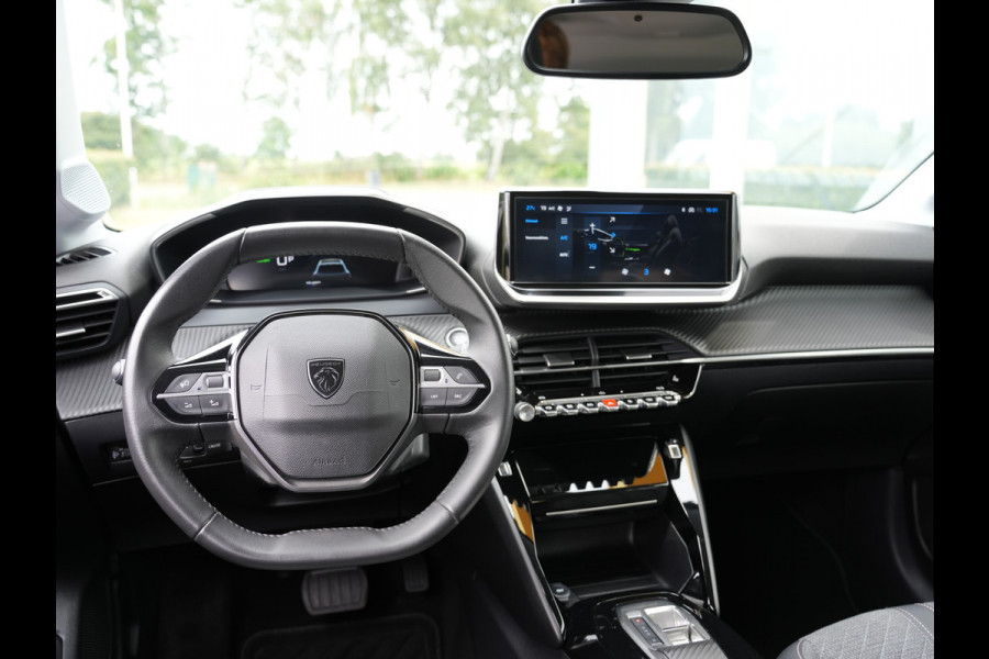 Peugeot e-208 EV Allure 51 kWh | Warmtepomp | Adaptieve cruise control | Stoelverwarming |