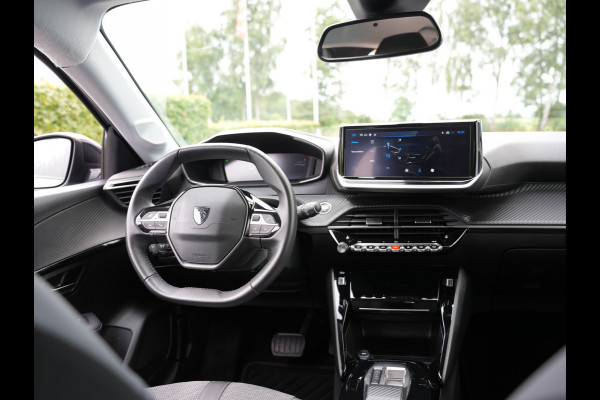 Peugeot e-208 EV Allure 51 kWh | Warmtepomp | Adaptieve cruise control | Stoelverwarming |