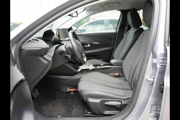 Peugeot e-208 EV Allure 51 kWh | Warmtepomp | Adaptieve cruise control | Stoelverwarming |