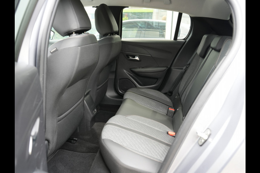 Peugeot e-208 EV Allure 51 kWh | Warmtepomp | Adaptieve cruise control | Stoelverwarming |