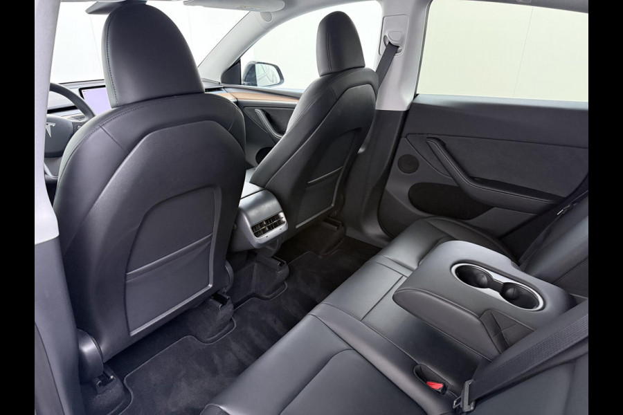Tesla Model Y Long Range AWD 75 kWh SOH 95% | UNIEKE KM-STAND 37.000 KM | HW3/FSD3 | TESLA FABRIEKSGARANTIE T/M 04-2028 OF 80.000 KM | GARANTIE OP HOOGVOLTACCU & AANDRIJFLIJN T/M 04-2032 OF 192.000 KM |