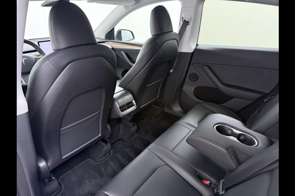 Tesla Model Y Long Range AWD 75 kWh SOH 95% | UNIEKE KM-STAND 37.000 KM | HW3/FSD3 | TESLA FABRIEKSGARANTIE T/M 04-2028 OF 80.000 KM | GARANTIE OP HOOGVOLTACCU & AANDRIJFLIJN T/M 04-2032 OF 192.000 KM |
