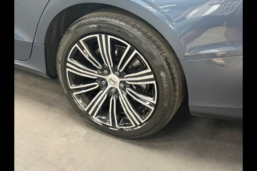 Volvo S60 2.0 B4 Mild Hybrid Inscription | Memory | Camera | Leder | Stoelverwarming | Trekhaak | NAP | NL Auto | BTW