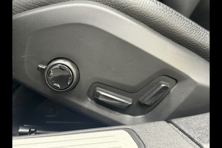 Volvo S60 2.0 B4 Mild Hybrid Inscription | Memory | Camera | Leder | Stoelverwarming | Trekhaak | NAP | NL Auto | BTW