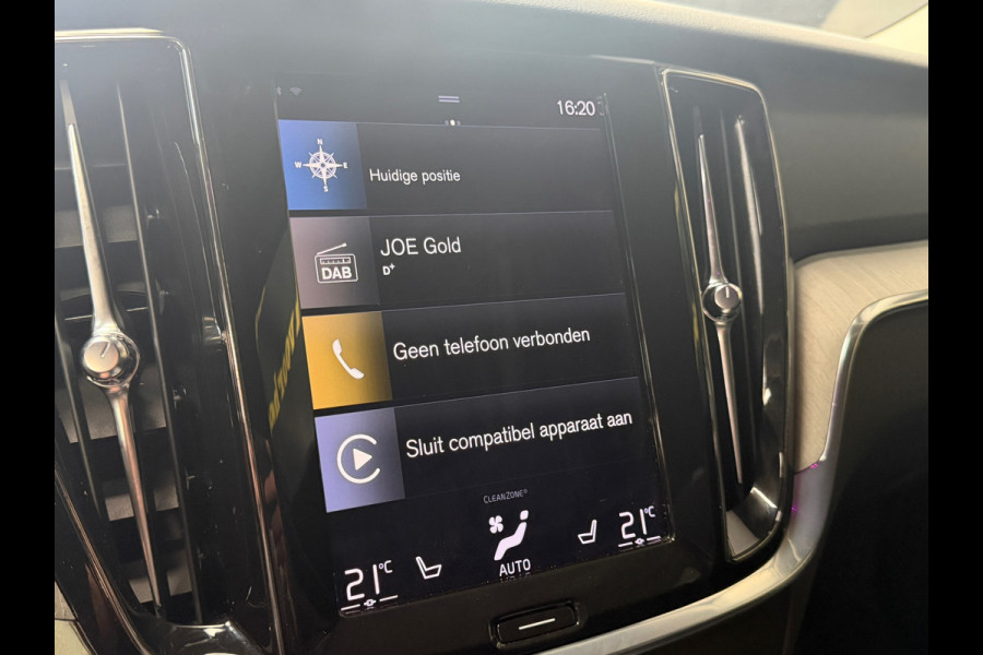 Volvo S60 2.0 B4 Mild Hybrid Inscription | Memory | Camera | Leder | Stoelverwarming | Trekhaak | NAP | NL Auto | BTW