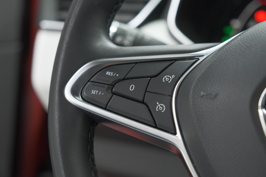 Renault Clio TCe 100 Intens | Dodehoekdetectie | Camera | Apple Carplay | Parkeersensoren
