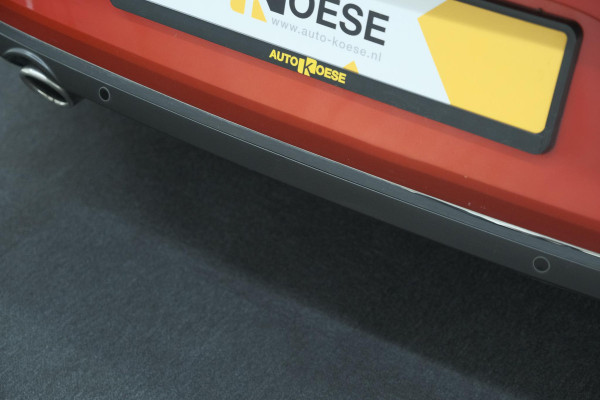 Renault Clio TCe 100 Intens | Dodehoekdetectie | Camera | Apple Carplay | Parkeersensoren
