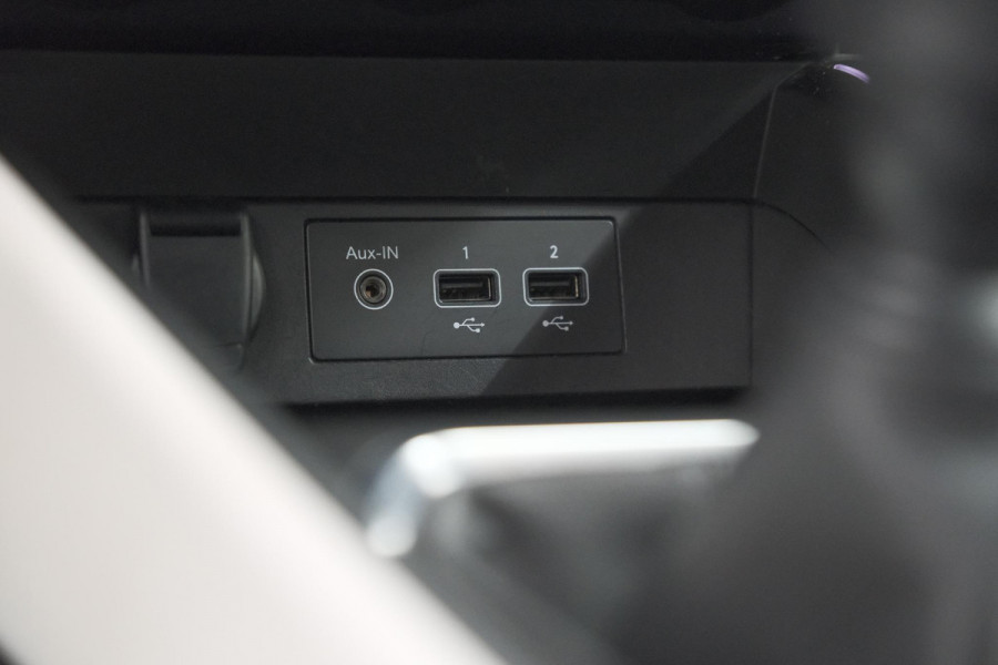 Renault Clio TCe 100 Intens | Dodehoekdetectie | Camera | Apple Carplay | Parkeersensoren