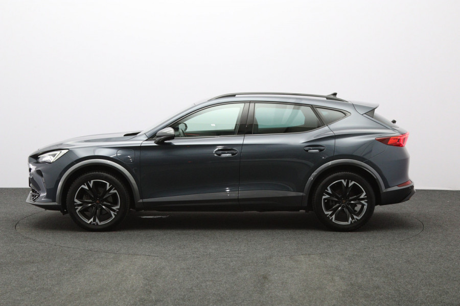 CUPRA Formentor 1.4 e-Hybrid 204 PK Adrenaline PHEV, Kuipstoelen, Memory, Camera, Adap. Cruise Control, Winterpakket