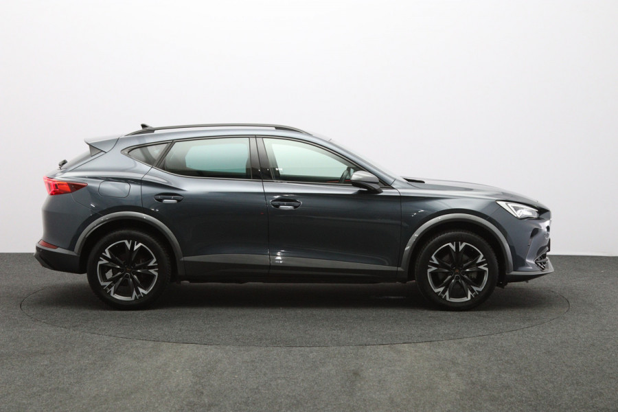 CUPRA Formentor 1.4 e-Hybrid 204 PK Adrenaline PHEV, Kuipstoelen, Memory, Camera, Adap. Cruise Control, Winterpakket