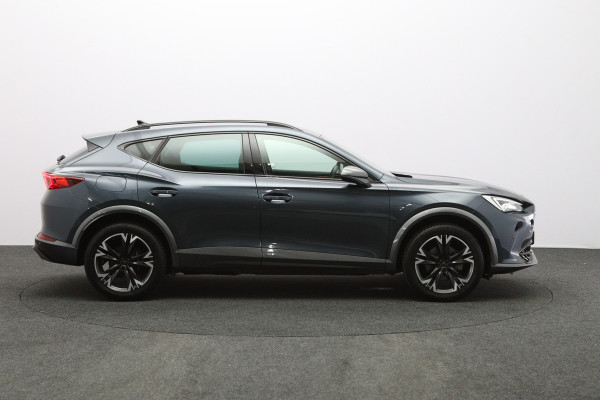 CUPRA Formentor 1.4 e-Hybrid 204 PK Adrenaline PHEV, Kuipstoelen, Memory, Camera, Adap. Cruise Control, Winterpakket