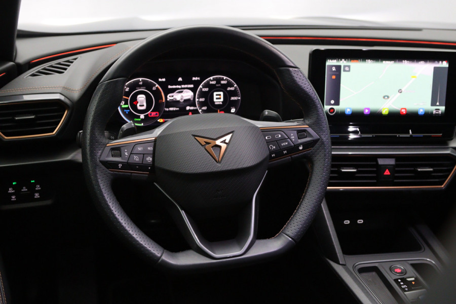 CUPRA Formentor 1.4 e-Hybrid 204 PK Adrenaline PHEV, Kuipstoelen, Memory, Camera, Adap. Cruise Control, Winterpakket