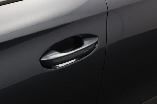 CUPRA Formentor 1.4 e-Hybrid 204 PK Adrenaline PHEV, Kuipstoelen, Memory, Camera, Adap. Cruise Control, Winterpakket