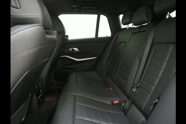 BMW 3 Serie Touring 320e LCI | Sportstoelen | Leder | Sfeerlicht | Dodehoek | Cruise | Stoelverwarming | Carplay