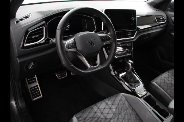Volkswagen T-Roc 1.5 TSI 150pk Automaat R-Line Plus Navigatie Apple Carplay/Android Auto Camera Parkeersensoren Adaptive Cruise Control Stoelverwarming Virtual Cockpit Elektrische achterklep Getinte ramen Climate Control