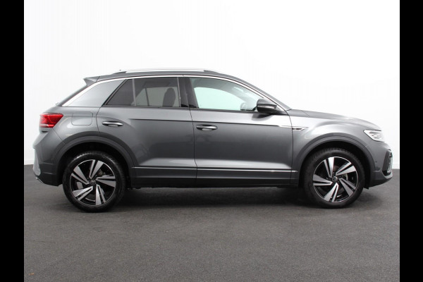 Volkswagen T-Roc 1.5 TSI 150pk Automaat R-Line Plus Navigatie Apple Carplay/Android Auto Camera Parkeersensoren Adaptive Cruise Control Stoelverwarming Virtual Cockpit Elektrische achterklep Getinte ramen Climate Control
