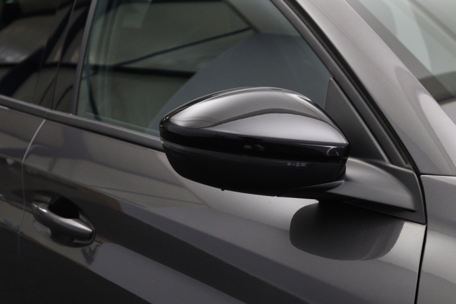 Peugeot 208 1.2 PureTech 100 PK Allure, Carplay, Climate Control, Keyless, Camera, Stoelverwarming