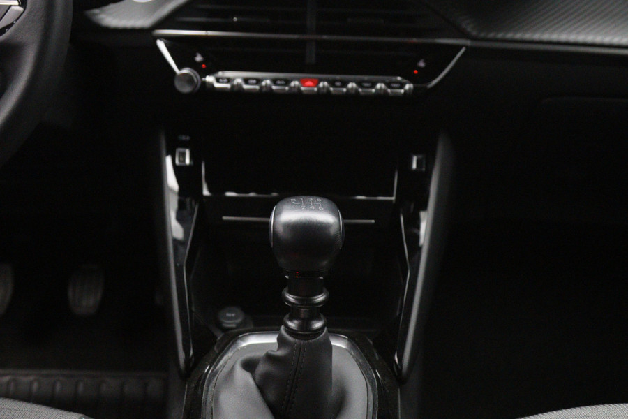 Peugeot 208 1.2 PureTech 100 PK Allure, Carplay, Climate Control, Keyless, Camera, Stoelverwarming