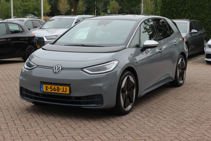 Volkswagen ID.3 First Max 58 kWh / SoH 95,2% / Full option! / Panoramadak / Camera / Head-up / Keyless / 20'' / ACC / Dodehoek / Elektr. stoelen / Massage / Navigatie / Stuurverwarming