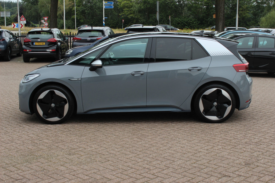 Volkswagen ID.3 First Max 58 kWh / SoH 95,2% / Full option! / Panoramadak / Camera / Head-up / Keyless / 20'' / ACC / Dodehoek / Elektr. stoelen / Massage / Navigatie / Stuurverwarming