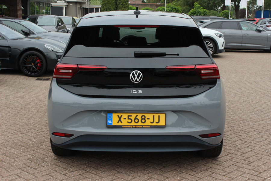 Volkswagen ID.3 First Max 58 kWh / SoH 95,2% / Full option! / Panoramadak / Camera / Head-up / Keyless / 20'' / ACC / Dodehoek / Elektr. stoelen / Massage / Navigatie / Stuurverwarming