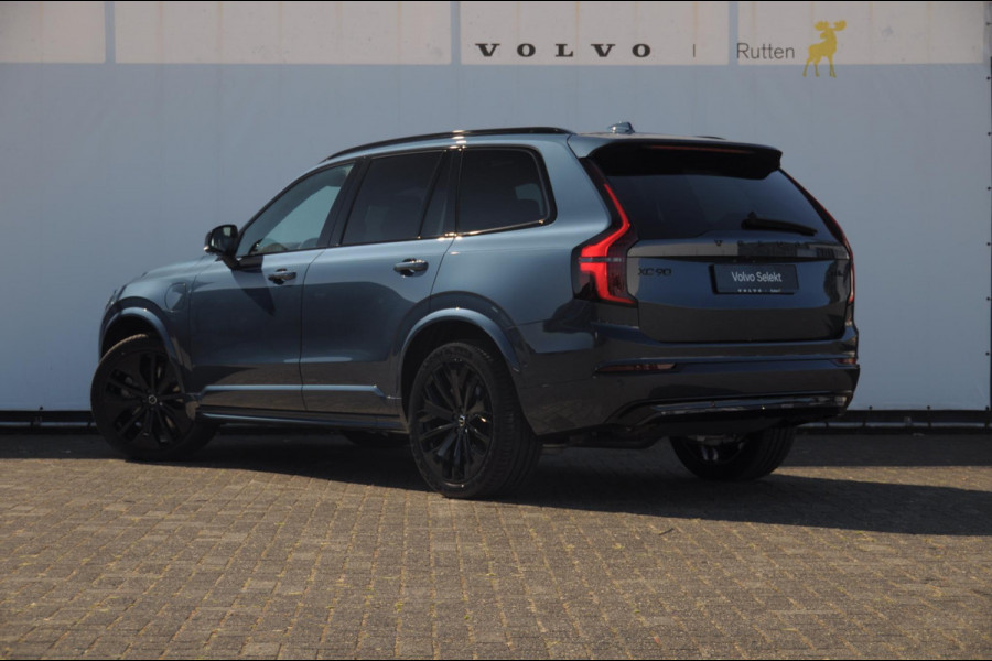 Volvo XC90 T8 455PK Automaat AWD Ultra Black Edition / Stoelmassage - en ventilatie Luchtvering / Trekhaak / Panoramadak / Google services / Elektrisch bedienbare voorstoelen met geheugen / Stoelverwarming voor en achter