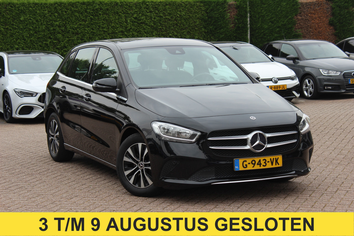 Mercedes-Benz B-Klasse 180 Business Solution / Camera / CarPlay / Half leder / 16'' / Cruise Control