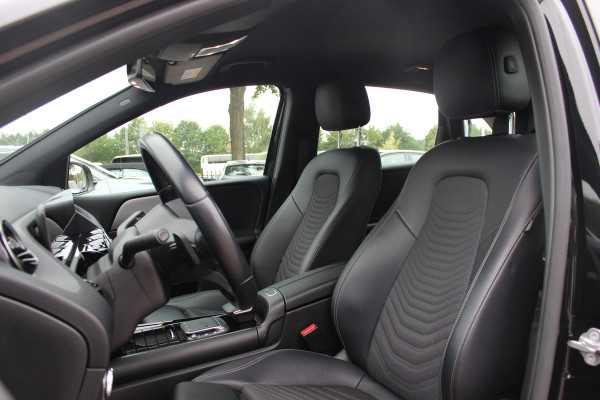 Mercedes-Benz B-Klasse 180 Business Solution / Camera / CarPlay / Half leder / 16'' / Cruise Control