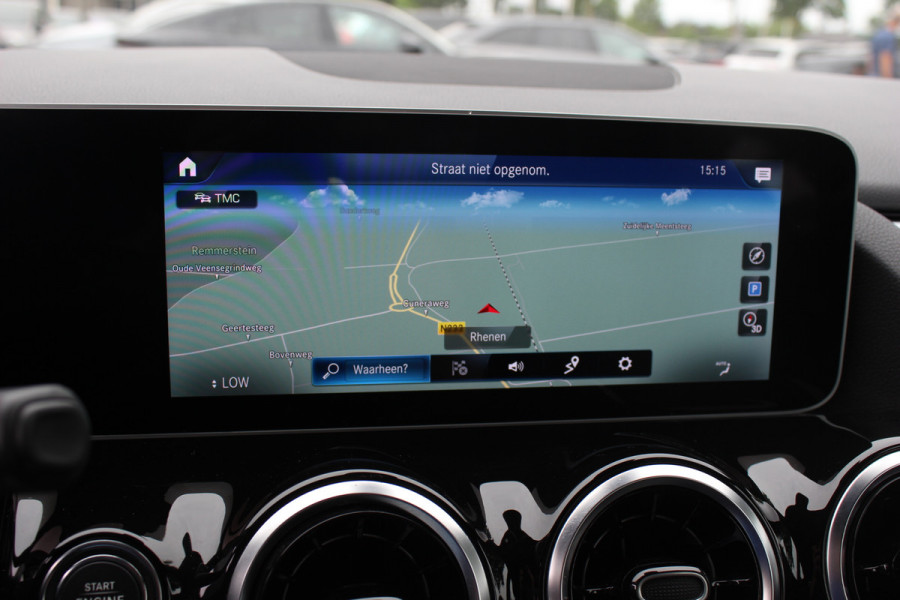 Mercedes-Benz B-Klasse 180 Business Solution / Camera / CarPlay / Half leder / 16'' / Cruise Control