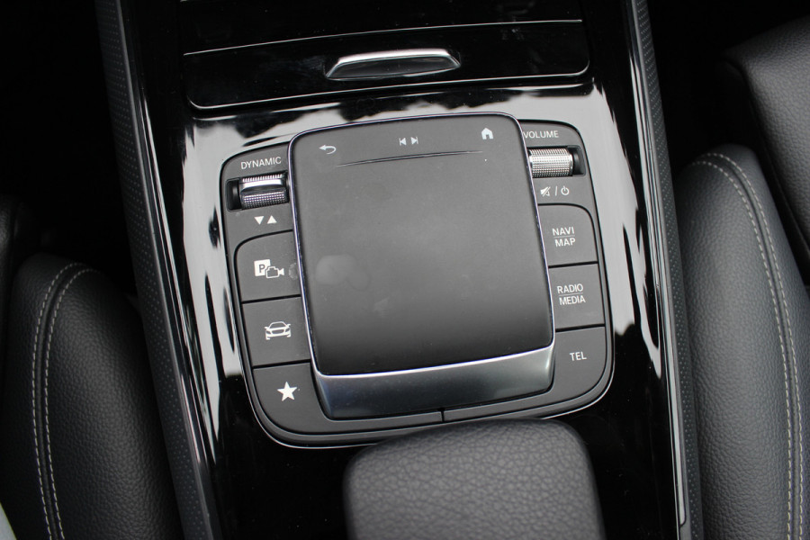 Mercedes-Benz B-Klasse 180 Business Solution / Camera / CarPlay / Half leder / 16'' / Cruise Control