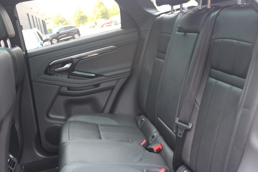 Land Rover Range Rover Evoque 1.5 P300e AWD 309PK R-DYNAMIC SE | PANORAMADAK | ELEKTRISCH VERSTELBARE VOORSTOELEN  LEDEREN BEKLEDING | 20" LICHTMETALEN VELGEN | KEYLESS ENTRY / START | EXTRA GETINTE ACHTERRUITEN | FULL LED KOPLAMPEN | LED ACHTERLICHTEN | ADAPTIVE CRUISE CONTROL | APPLE CARPLAY | ACHTERKLEP ELEKTRISCH BEDIENBAAR |