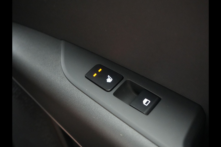 Kia Niro 1.6 GDi ExecutiveLine PHEV 182pk Dealer O.H. | Adaptive Cruise | Head Up | Camera | Harman / Kardon | Lederen Sportstoelen Memory & Ventilatie | Keyless | Blis | Stoelen & Stuur Verwarmd | Sfeerverlichting | Apple Carplay | Plug In Hybrid |