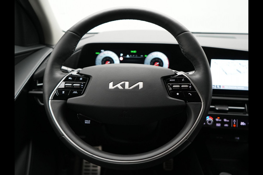 Kia Niro 1.6 GDi ExecutiveLine PHEV 182pk Dealer O.H. | Adaptive Cruise | Head Up | Camera | Harman / Kardon | Lederen Sportstoelen Memory & Ventilatie | Keyless | Blis | Stoelen & Stuur Verwarmd | Sfeerverlichting | Apple Carplay | Plug In Hybrid |
