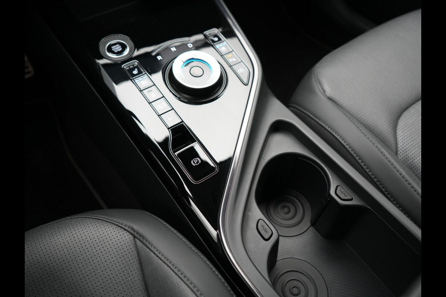 Kia Niro 1.6 GDi ExecutiveLine PHEV 182pk Dealer O.H. | Adaptive Cruise | Head Up | Camera | Harman / Kardon | Lederen Sportstoelen Memory & Ventilatie | Keyless | Blis | Stoelen & Stuur Verwarmd | Sfeerverlichting | Apple Carplay | Plug In Hybrid |