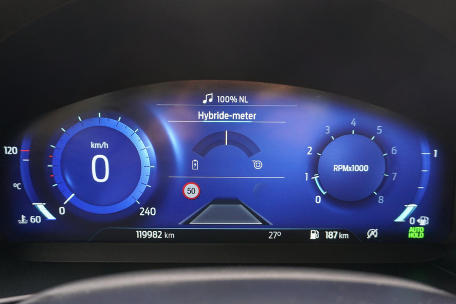 Ford FOCUS Wagon 1.0 EcoB. Hybrid Titanium X /Nwe All-Season banden /Trekhaak/WinterPack.