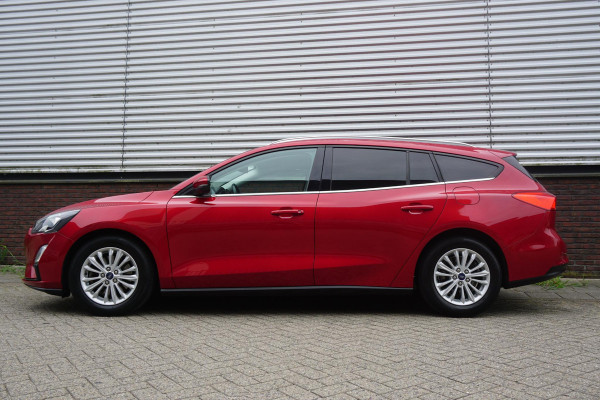Ford FOCUS Wagon 1.0 EcoB. Hybrid Titanium X /Nwe All-Season banden /Trekhaak/WinterPack.