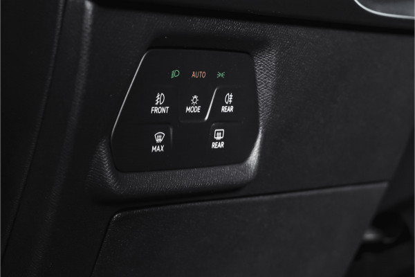 CUPRA Formentor 1.5 TSI e-Hybrid 204 PK Business | S/K-Panodak | Matrix Led | Elek Trekhaak | Dig. Cockpit | Adapt. Cruise | Stoel-+Stuurverw. | PDC | Camera | App. Connect | ECC | Elek. Klep | LM 19" | 8592