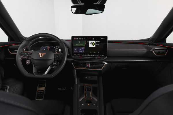 CUPRA Formentor 1.5 TSI e-Hybrid 204 PK Business | S/K-Panodak | Matrix Led | Elek Trekhaak | Dig. Cockpit | Adapt. Cruise | Stoel-+Stuurverw. | PDC | Camera | App. Connect | ECC | Elek. Klep | LM 19" | 7059
