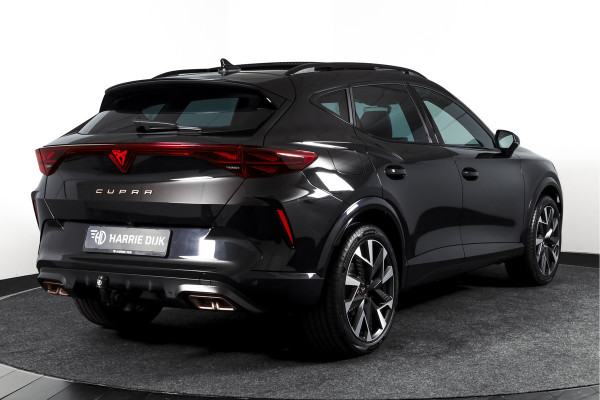 CUPRA Formentor 1.5 TSI e-Hybrid 204 PK Business | S/K-Panodak | Matrix Led | Elek Trekhaak | Dig. Cockpit | Adapt. Cruise | Stoel-+Stuurverw. | PDC | Camera | App. Connect | ECC | Elek. Klep | LM 19" | 7059