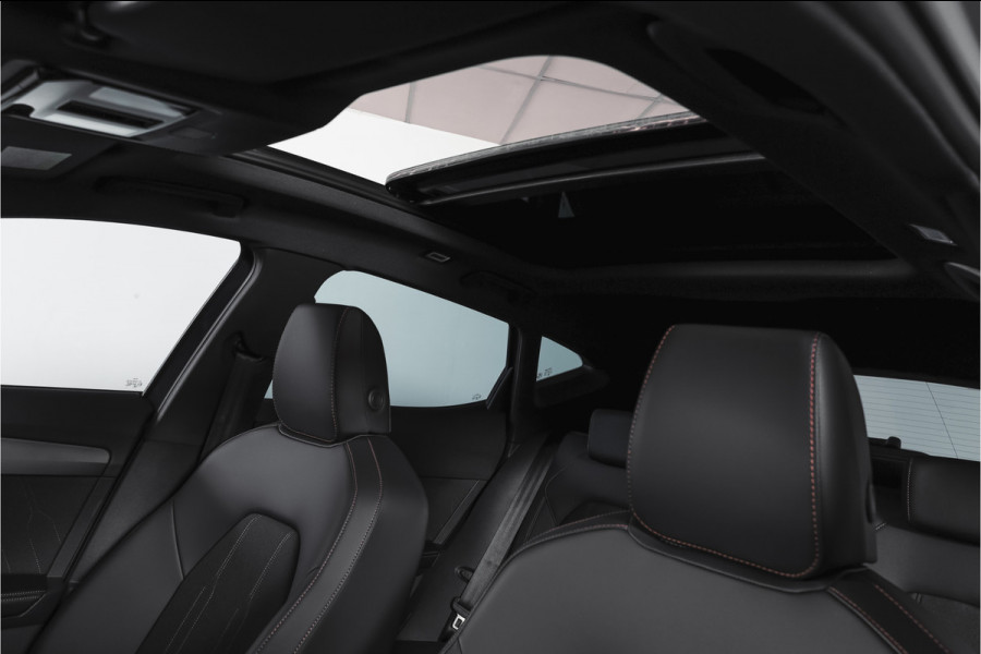 CUPRA Formentor 1.5 TSI e-Hybrid 204 PK Business | S/K-Panodak | Matrix Led | Elek Trekhaak | Dig. Cockpit | Adapt. Cruise | Stoel-+Stuurverw. | PDC | Camera | App. Connect | ECC | Elek. Klep | LM 19" | 8994