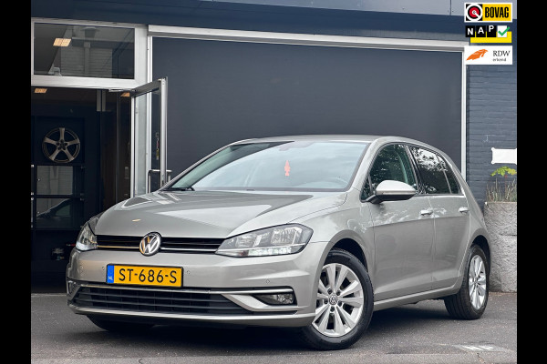 Volkswagen Golf 1.6 TDI Comfortline Business MASSAGE / CARPLAY / NAVI / ACC