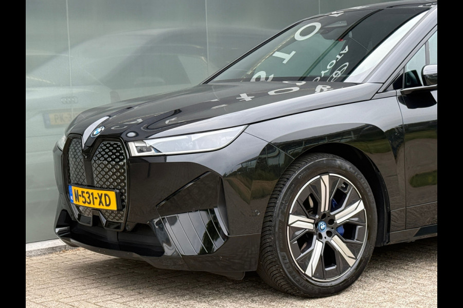 BMW iX XDrive40 High Executive 77 kWh 96% soh PANO|B&W|Trekhaak