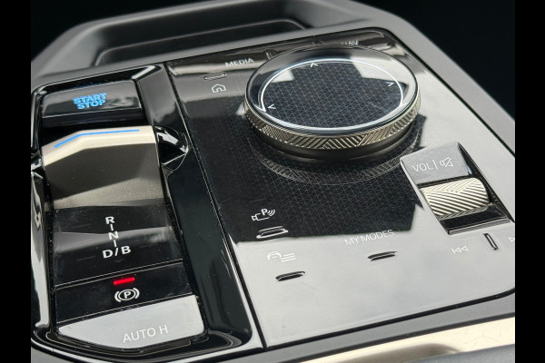 BMW iX XDrive40 High Executive 77 kWh 96% soh PANO|B&W|Trekhaak