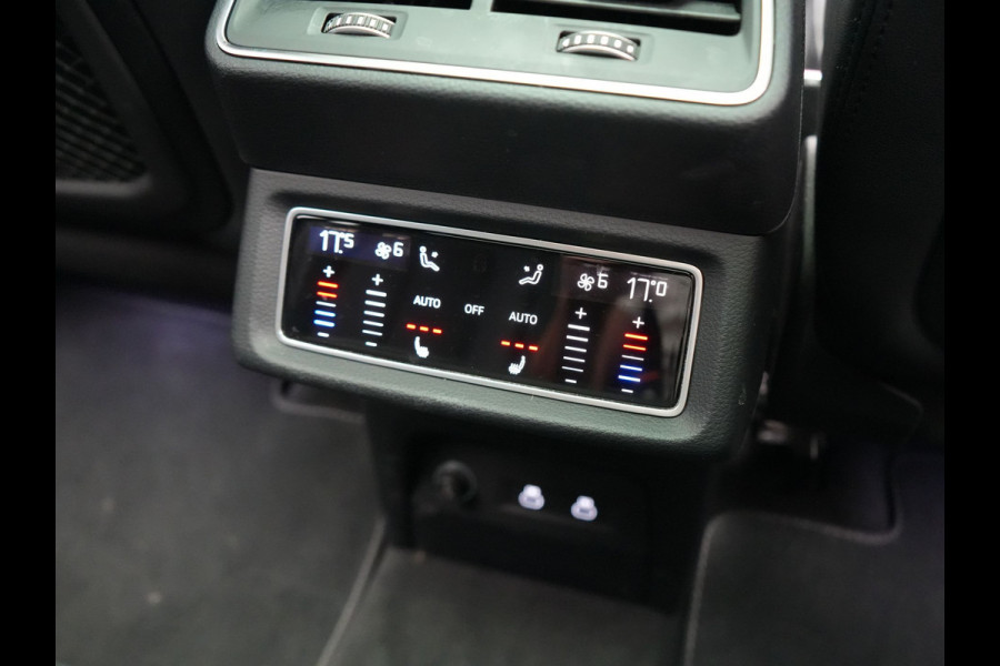 Audi Q8 e-tron 55 Quattro S Line 114 kWh 408pk Dealer O.H. | Trekhaak Afn. | Panodak | Luchtvering | Head Up | Adaptive Cruise | Bang & Olufsen | 360 Camera | Matrix LED | Alcantara Sportstoelen Verwarmd | Sfeerverlichting | Keyless | Blis | 21"L.M |