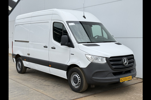 Mercedes-Benz eSprinter 312 55 kWh L2H2 Elektrisch 145km WLTP 80kw Snelladen Climate Control