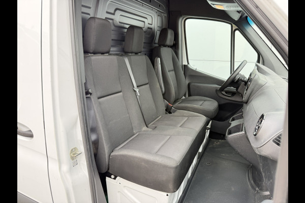 Mercedes-Benz eSprinter 312 55 kWh L2H2 Elektrisch 145km WLTP 80kw Snelladen Climate Control