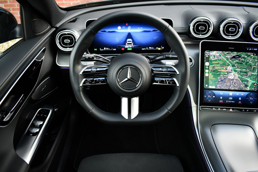 Mercedes-Benz C-Klasse Estate 300 e AMG Line Pano Trekhaak Night Stuurverw