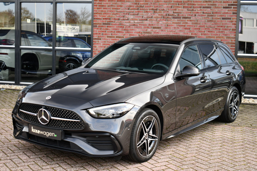 Mercedes-Benz C-Klasse Estate 300 e AMG Line Pano Trekhaak Night Stuurverw