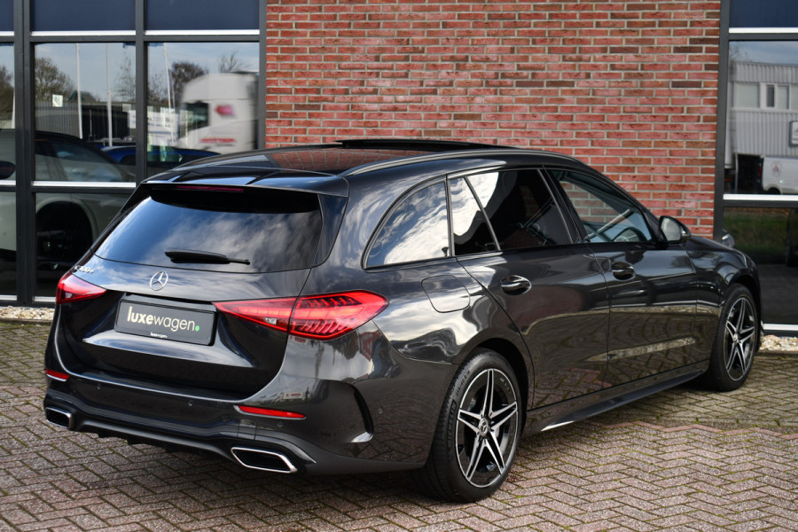 Mercedes-Benz C-Klasse Estate 300 e AMG Line Pano Trekhaak Night Stuurverw