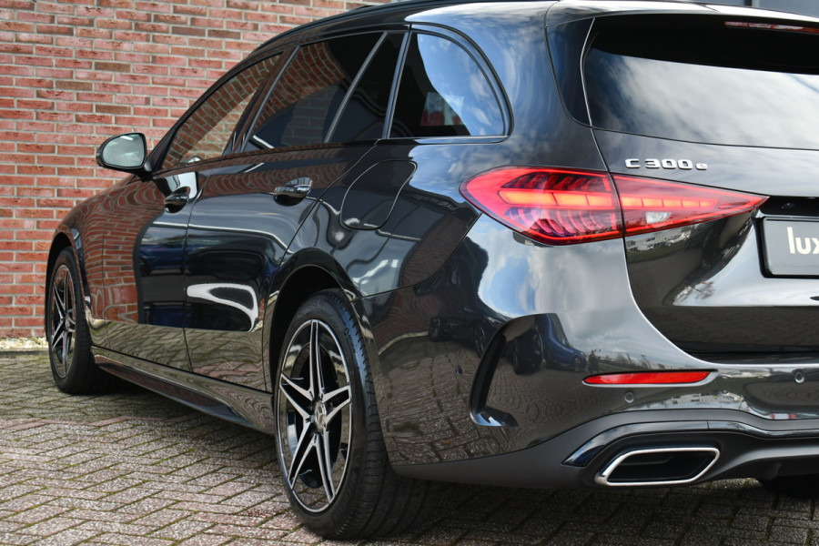 Mercedes-Benz C-Klasse Estate 300 e AMG Line Pano Trekhaak Night Stuurverw